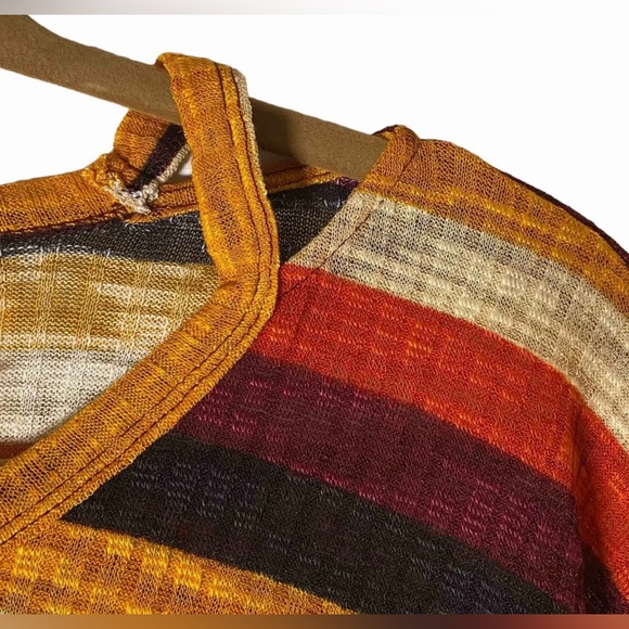 GOOD LUCK GIRL Top Nordstrom 
Girl’s Jr  sz L  Striped Shoulder Cut Out Top NEW - Picture 2 of 6